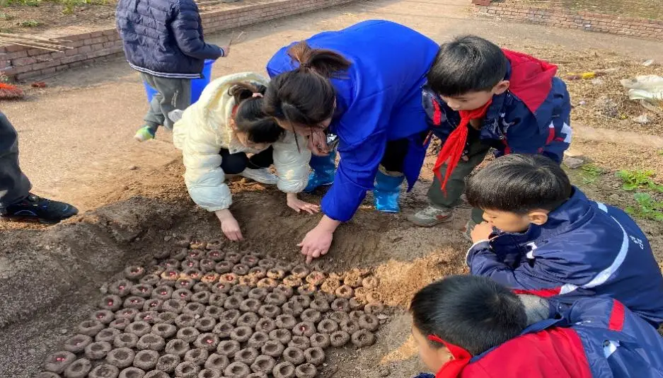 小学英语单元主题教学策略_小学英语单元主题写作_围绕单元主题小学英语